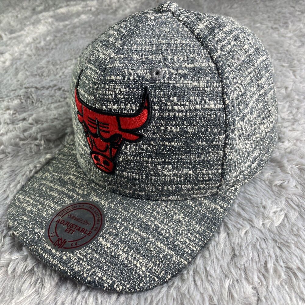Chicago Bulls Hat Cap Adjustable Gray White Red Snapback Marl NBA Basketball